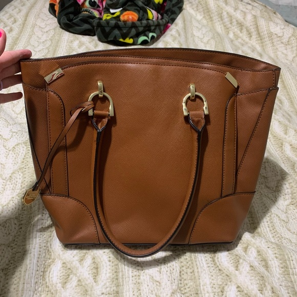 London Fog Purse - Picture 2 of 5